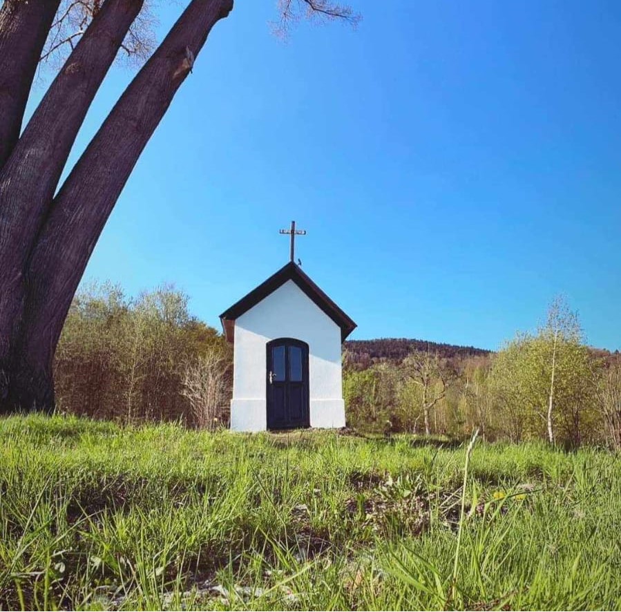 Kapliczka pod Górkami - Pod lipką, Kłodne