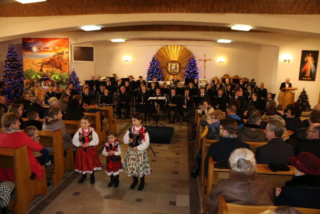 Koncert Jubileuszowy Orkiestry Dętej przy OSP w Męcinie 