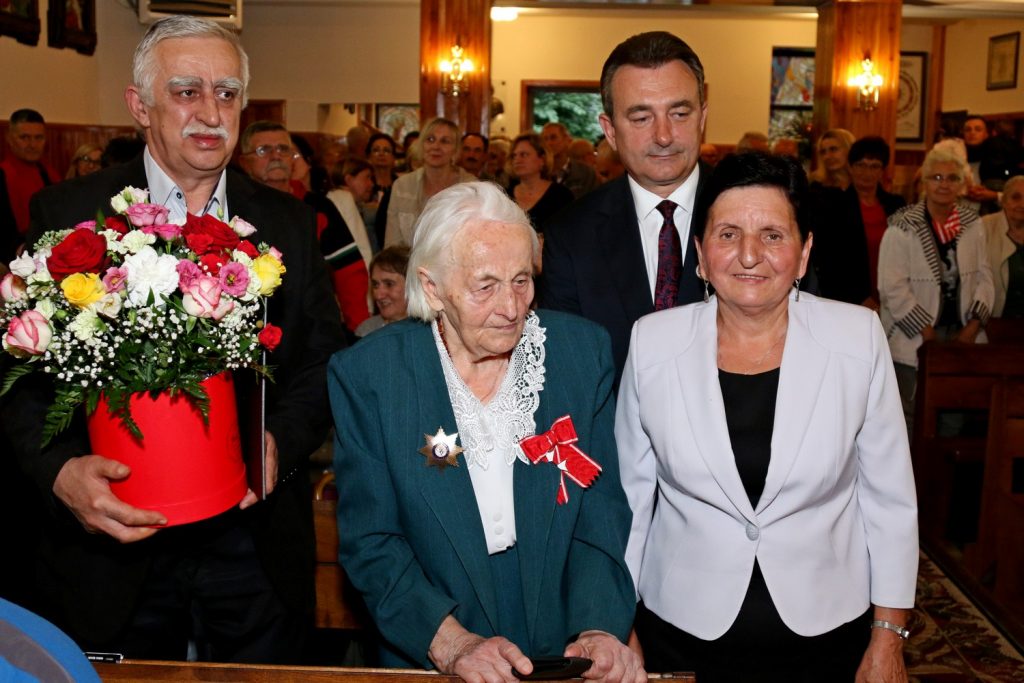 Starosta Limanowski Mieczysław Uryga odznaczony Medalem Stulecia Odzyskanej Niepodległości