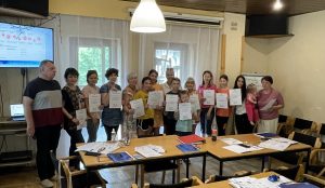 Mieszkancy Ukrainy na lekcji nauki Polskiego zorganizowanym przez Powiat Limanowski