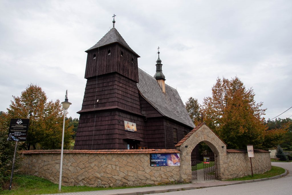 drewniany kościół w Szyku