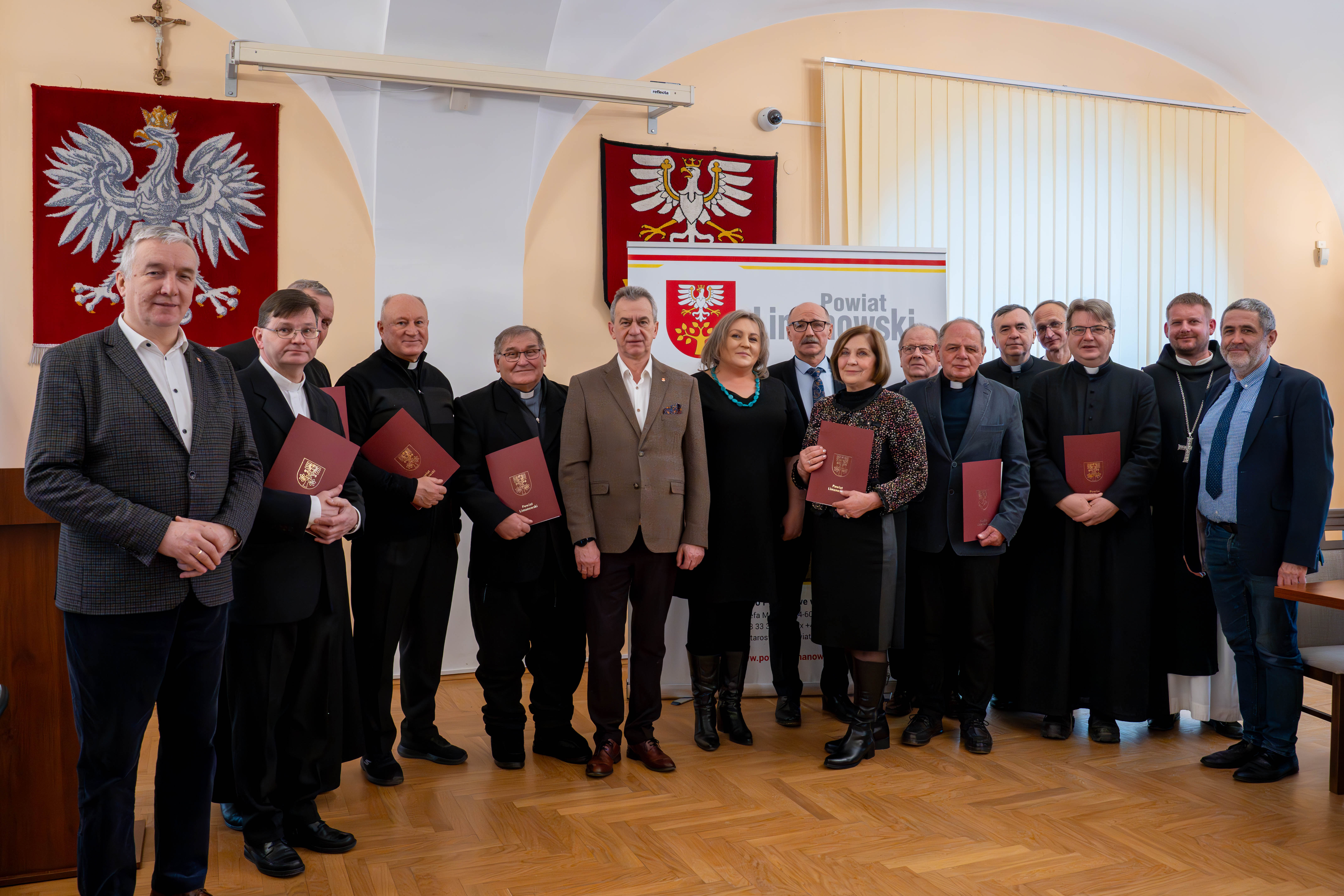 Ewa Filipiak, Mieczysław Uryga, Wojciech Włodarczyk, Czesław Kawalec i Osoby otrzymujące dotacje na prace konserwatorskie, restauratorskie lub roboty budowlane przy zabytkach na terenie Powiatu Limanowskiego