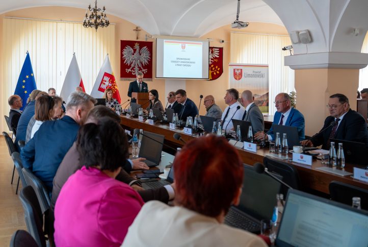 Jednogłośne absolutorium dla Zarządu Powiatu Limanowskiego