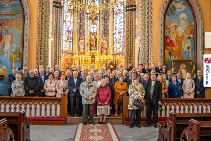 Jubileusz 50 lat małżeństwa - pary z Mszany Dolnej świętowały Złote Gody